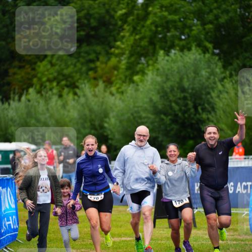 30.08.2026 - Elbe Triathlon Hamburg LAZAROV Photography http://msf.ph/oto/10043919 30.08.2026 16:39:35 Ziel  meine-sportfotos.de