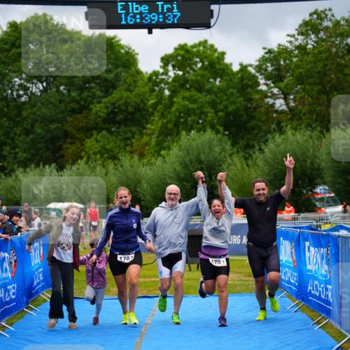 30.08.2026 - Elbe Triathlon Hamburg LAZAROV Photography http://msf.ph/oto/10043937 30.08.2026 16:39:37 Ziel  meine-sportfotos.de