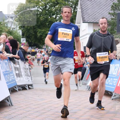 30.08.2026 - Blankeneser Heldenlauf Lena Gebhardt http://msf.ph/oto/10044032 30.08.2026 11:49:45 Ziel 2205, 2261, 2267, 2657, 2721, 2960 meine-sportfotos.de
