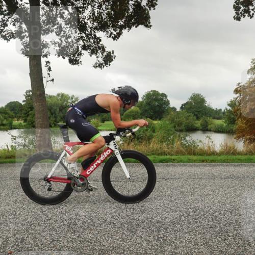 30.08.2026 - Elbe Triathlon Hamburg Michael Burmester http://msf.ph/oto/10044037 30.08.2026 09:09:13 Radfahren 193, 286, 411 meine-sportfotos.de