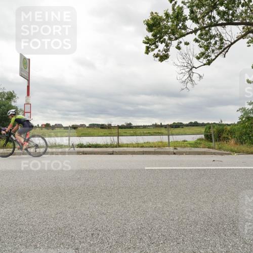 30.08.2026 - Elbe Triathlon Hamburg Michael Burmester http://msf.ph/oto/10044039 30.08.2026 14:12:25 Radfahren 128, 134, 153, 159 meine-sportfotos.de