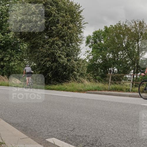 30.08.2026 - Elbe Triathlon Hamburg Michael Burmester http://msf.ph/oto/10044055 30.08.2026 14:59:30 Radfahren  meine-sportfotos.de