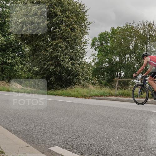 30.08.2026 - Elbe Triathlon Hamburg Michael Burmester http://msf.ph/oto/10044069 30.08.2026 14:59:43 Radfahren  meine-sportfotos.de