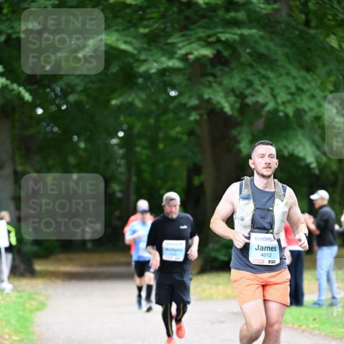 30.08.2026 - Blankeneser Heldenlauf Dr. Thomas Lammeyer http://msf.ph/oto/10044076 30.08.2026 11:20:03 Laufen 4012 meine-sportfotos.de