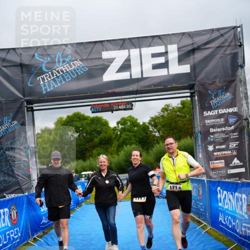 30.08.2026 - Elbe Triathlon Hamburg LAZAROV Photography http://msf.ph/oto/10044124 30.08.2026 16:40:30 Ziel  meine-sportfotos.de