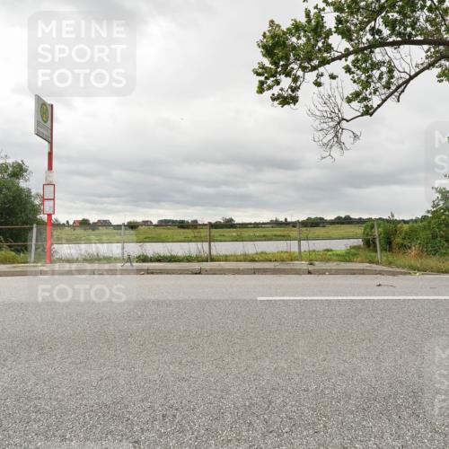 30.08.2026 - Elbe Triathlon Hamburg Michael Burmester http://msf.ph/oto/10044136 30.08.2026 14:13:16 Radfahren  meine-sportfotos.de
