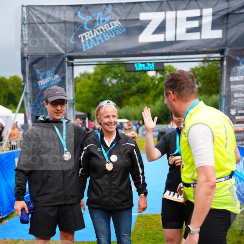 30.08.2026 - Elbe Triathlon Hamburg LAZAROV Photography http://msf.ph/oto/10044144 30.08.2026 16:40:51 Ziel  meine-sportfotos.de