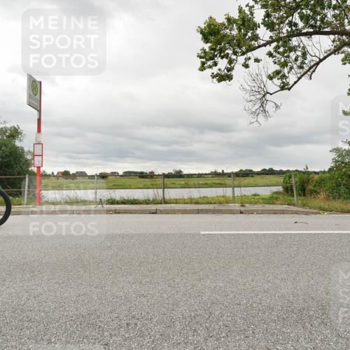30.08.2026 - Elbe Triathlon Hamburg Michael Burmester http://msf.ph/oto/10044146 30.08.2026 14:13:17 Radfahren  meine-sportfotos.de