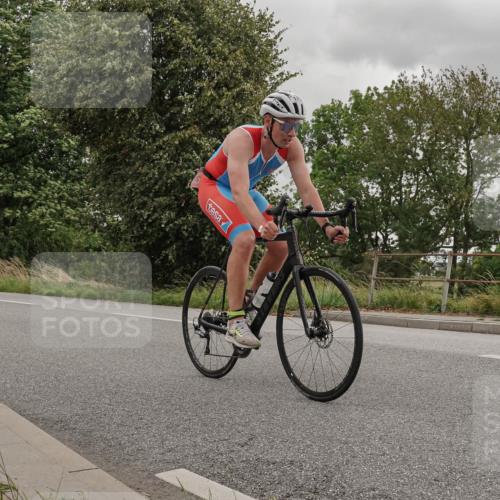 30.08.2026 - Elbe Triathlon Hamburg Michael Burmester http://msf.ph/oto/10044167 30.08.2026 15:00:49 Radfahren  meine-sportfotos.de