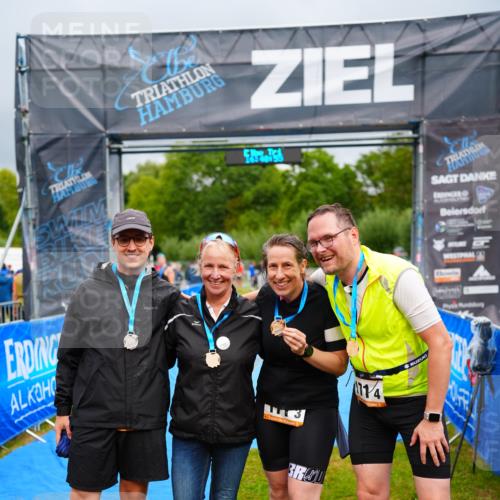 30.08.2026 - Elbe Triathlon Hamburg LAZAROV Photography http://msf.ph/oto/10044178 30.08.2026 16:40:55 Ziel  meine-sportfotos.de