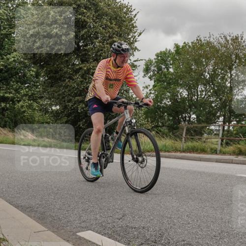 30.08.2026 - Elbe Triathlon Hamburg Michael Burmester http://msf.ph/oto/10044194 30.08.2026 15:01:03 Radfahren  meine-sportfotos.de