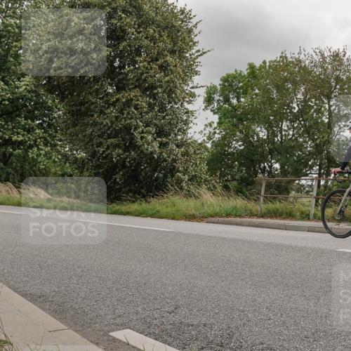 30.08.2026 - Elbe Triathlon Hamburg Michael Burmester http://msf.ph/oto/10044233 30.08.2026 15:01:34 Radfahren  meine-sportfotos.de
