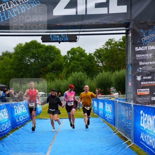 30.08.2026 - Elbe Triathlon Hamburg LAZAROV Photography http://msf.ph/oto/10044256 30.08.2026 16:42:20 Ziel  meine-sportfotos.de