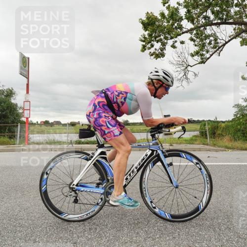 30.08.2026 - Elbe Triathlon Hamburg Michael Burmester http://msf.ph/oto/10044292 30.08.2026 14:14:30 Radfahren 168, 171 meine-sportfotos.de
