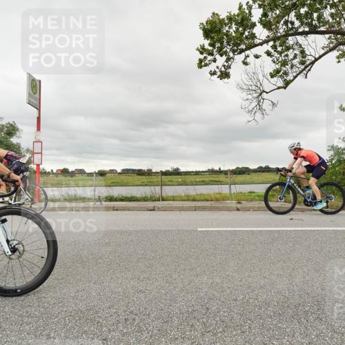 30.08.2026 - Elbe Triathlon Hamburg Michael Burmester http://msf.ph/oto/10044341 30.08.2026 14:14:40 Radfahren 148, 175 meine-sportfotos.de