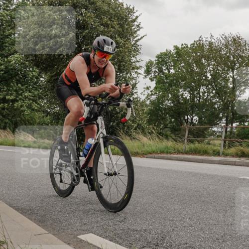 30.08.2026 - Elbe Triathlon Hamburg Michael Burmester http://msf.ph/oto/10044347 30.08.2026 15:03:27 Radfahren  meine-sportfotos.de