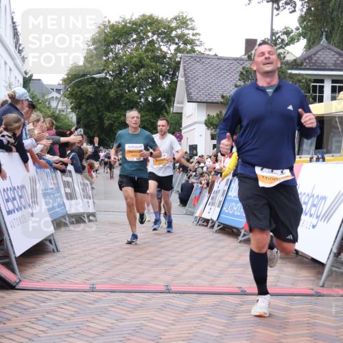 30.08.2026 - Blankeneser Heldenlauf Lena Gebhardt http://msf.ph/oto/10044374 30.08.2026 11:49:56 Ziel 2054, 2178, 2261, 2365, 2550, 2569, 2617, 2674, 2960 meine-sportfotos.de