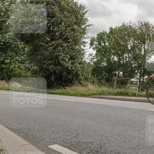 30.08.2026 - Elbe Triathlon Hamburg Michael Burmester http://msf.ph/oto/10044411 30.08.2026 15:04:32 Radfahren  meine-sportfotos.de