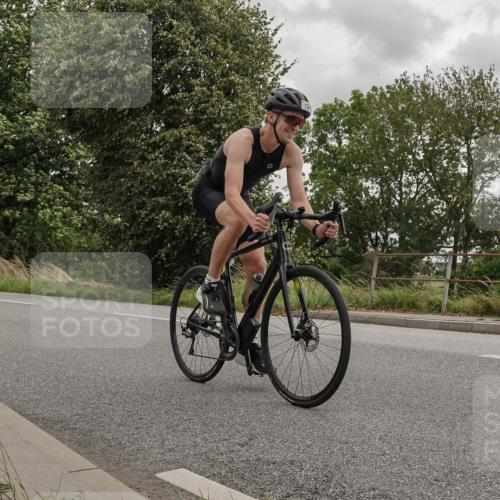 30.08.2026 - Elbe Triathlon Hamburg Michael Burmester http://msf.ph/oto/10044439 30.08.2026 15:04:54 Radfahren  meine-sportfotos.de