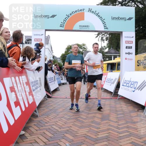 30.08.2026 - Blankeneser Heldenlauf Lena Gebhardt http://msf.ph/oto/10044442 30.08.2026 11:49:59 Ziel 2054, 2178, 2365, 2550, 2569, 2617, 2674 meine-sportfotos.de