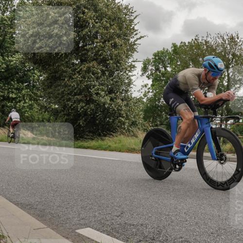 30.08.2026 - Elbe Triathlon Hamburg Michael Burmester http://msf.ph/oto/10044462 30.08.2026 15:05:14 Radfahren  meine-sportfotos.de