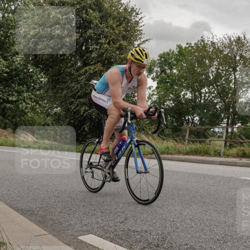 30.08.2026 - Elbe Triathlon Hamburg Michael Burmester http://msf.ph/oto/10044480 30.08.2026 15:05:37 Radfahren  meine-sportfotos.de