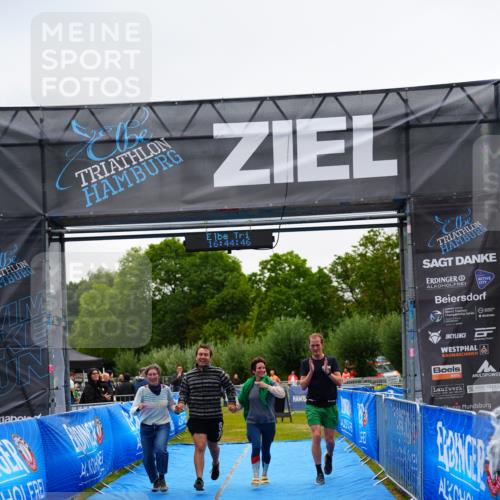 30.08.2026 - Elbe Triathlon Hamburg LAZAROV Photography http://msf.ph/oto/10044517 30.08.2026 16:44:45 Ziel  meine-sportfotos.de