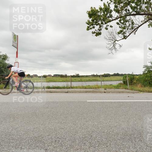30.08.2026 - Elbe Triathlon Hamburg Michael Burmester http://msf.ph/oto/10044572 30.08.2026 14:16:20 Radfahren 161 meine-sportfotos.de