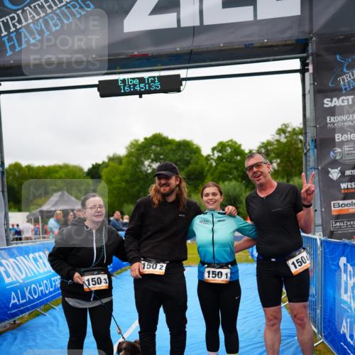 30.08.2026 - Elbe Triathlon Hamburg LAZAROV Photography http://msf.ph/oto/10044651 30.08.2026 16:45:34 Ziel  meine-sportfotos.de