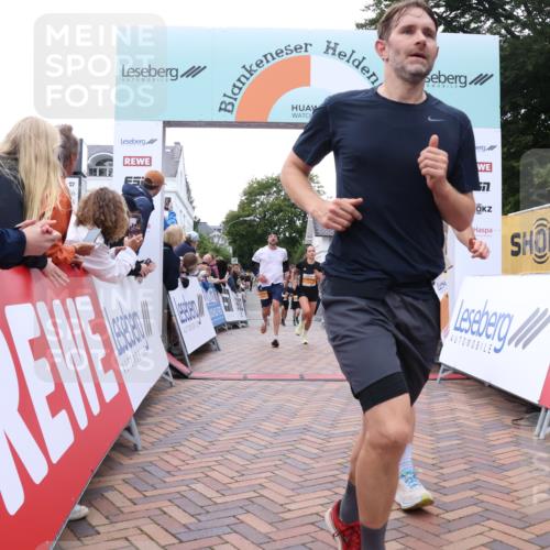 30.08.2026 - Blankeneser Heldenlauf Lena Gebhardt http://msf.ph/oto/10044668 30.08.2026 11:50:13 Ziel 2028, 2396, 2612, 2739, 2805, 2958 meine-sportfotos.de