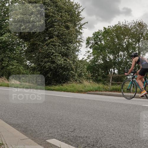 30.08.2026 - Elbe Triathlon Hamburg Michael Burmester http://msf.ph/oto/10044708 30.08.2026 15:11:36 Radfahren  meine-sportfotos.de