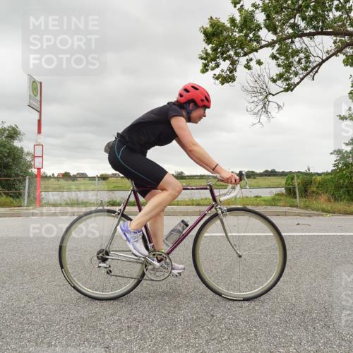 30.08.2026 - Elbe Triathlon Hamburg Michael Burmester http://msf.ph/oto/10044710 30.08.2026 14:17:25 Radfahren 153, 155 meine-sportfotos.de