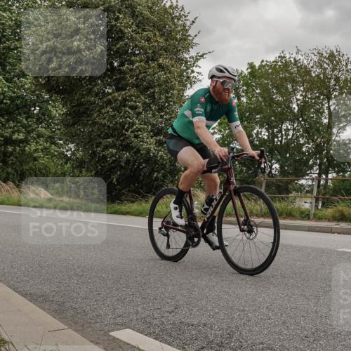 30.08.2026 - Elbe Triathlon Hamburg Michael Burmester http://msf.ph/oto/10044781 30.08.2026 15:13:09 Radfahren  meine-sportfotos.de