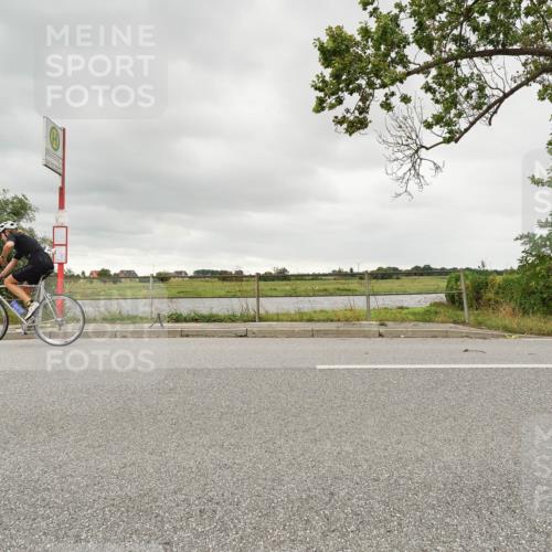 30.08.2026 - Elbe Triathlon Hamburg Michael Burmester http://msf.ph/oto/10044784 30.08.2026 14:17:55 Radfahren  meine-sportfotos.de