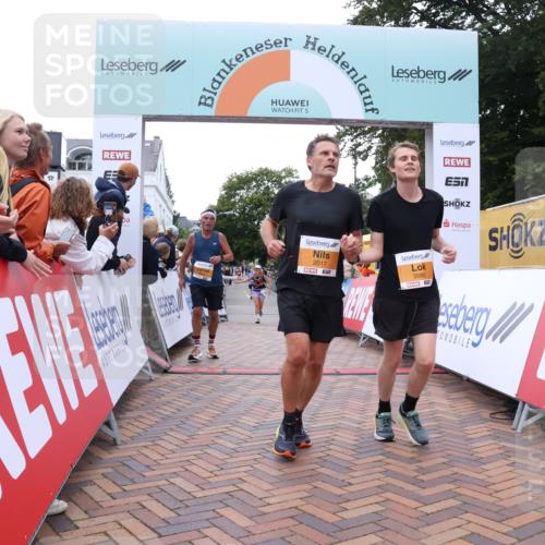 30.08.2026 - Blankeneser Heldenlauf Lena Gebhardt http://msf.ph/oto/10044804 30.08.2026 11:50:19 Ziel 2017, 2028, 2060, 2220, 2243, 2739, 2805, 2958 meine-sportfotos.de
