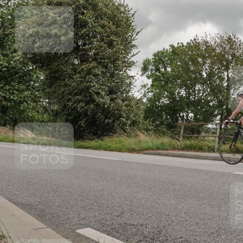 30.08.2026 - Elbe Triathlon Hamburg Michael Burmester http://msf.ph/oto/10044817 30.08.2026 15:15:08 Radfahren  meine-sportfotos.de