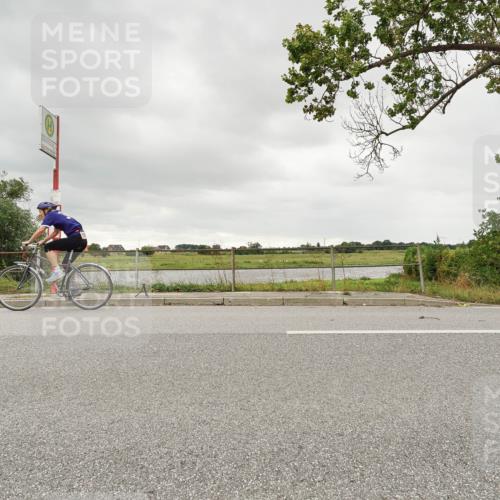 30.08.2026 - Elbe Triathlon Hamburg Michael Burmester http://msf.ph/oto/10044821 30.08.2026 14:18:15 Radfahren 134 meine-sportfotos.de