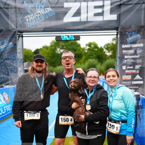 30.08.2026 - Elbe Triathlon Hamburg LAZAROV Photography http://msf.ph/oto/10044831 30.08.2026 16:46:18 Ziel  meine-sportfotos.de