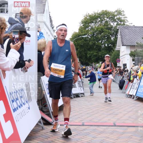 30.08.2026 - Blankeneser Heldenlauf Lena Gebhardt http://msf.ph/oto/10044833 30.08.2026 11:50:20 Ziel 2017, 2028, 2060, 2220, 2243, 2805, 2958 meine-sportfotos.de