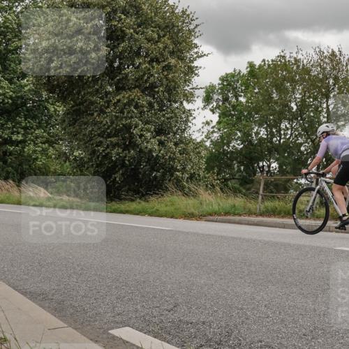 30.08.2026 - Elbe Triathlon Hamburg Michael Burmester http://msf.ph/oto/10044837 30.08.2026 15:15:43 Radfahren  meine-sportfotos.de