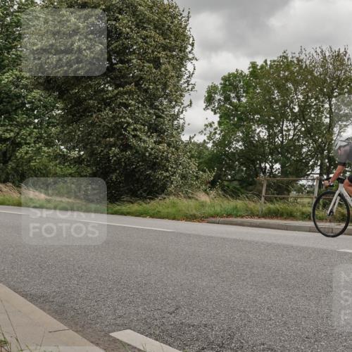 30.08.2026 - Elbe Triathlon Hamburg Michael Burmester http://msf.ph/oto/10044925 30.08.2026 15:18:16 Radfahren  meine-sportfotos.de