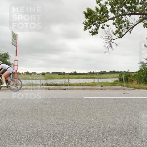 30.08.2026 - Elbe Triathlon Hamburg Michael Burmester http://msf.ph/oto/10044936 30.08.2026 14:18:55 Radfahren 130 meine-sportfotos.de