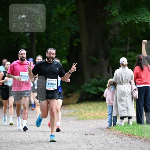 30.08.2026 - Blankeneser Heldenlauf Dr. Thomas Lammeyer http://msf.ph/oto/10044943 30.08.2026 11:21:52 Laufen 4222, 4192 meine-sportfotos.de
