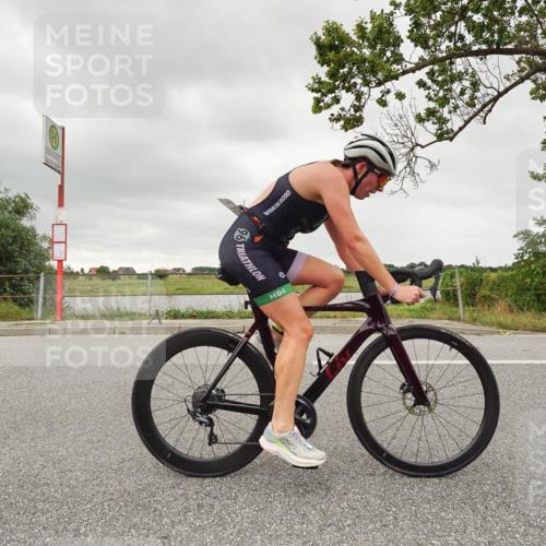 30.08.2026 - Elbe Triathlon Hamburg Michael Burmester http://msf.ph/oto/10044944 30.08.2026 14:19:02 Radfahren 171 meine-sportfotos.de