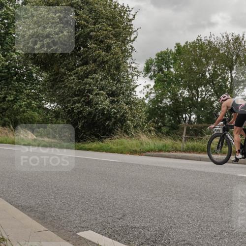 30.08.2026 - Elbe Triathlon Hamburg Michael Burmester http://msf.ph/oto/10044953 30.08.2026 15:19:24 Radfahren  meine-sportfotos.de