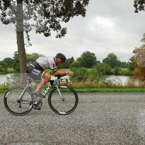 30.08.2026 - Elbe Triathlon Hamburg Michael Burmester http://msf.ph/oto/10044974 30.08.2026 09:14:57 Radfahren 180, 186, 274, 302, 493 meine-sportfotos.de