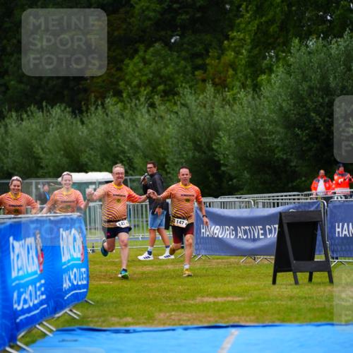 30.08.2026 - Elbe Triathlon Hamburg LAZAROV Photography http://msf.ph/oto/10045000 30.08.2026 16:49:47 Ziel  meine-sportfotos.de