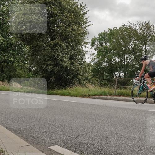 30.08.2026 - Elbe Triathlon Hamburg Michael Burmester http://msf.ph/oto/10045036 30.08.2026 15:20:44 Radfahren  meine-sportfotos.de