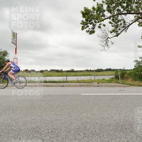 30.08.2026 - Elbe Triathlon Hamburg Michael Burmester http://msf.ph/oto/10045041 30.08.2026 14:19:41 Radfahren 131 meine-sportfotos.de