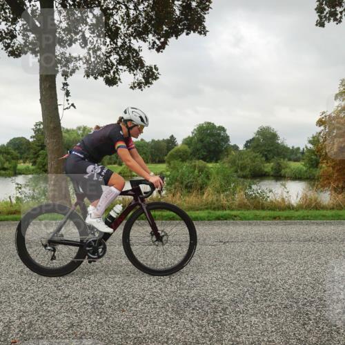 30.08.2026 - Elbe Triathlon Hamburg Michael Burmester http://msf.ph/oto/10045055 30.08.2026 09:15:20 Radfahren 249, 292, 348, 393 meine-sportfotos.de